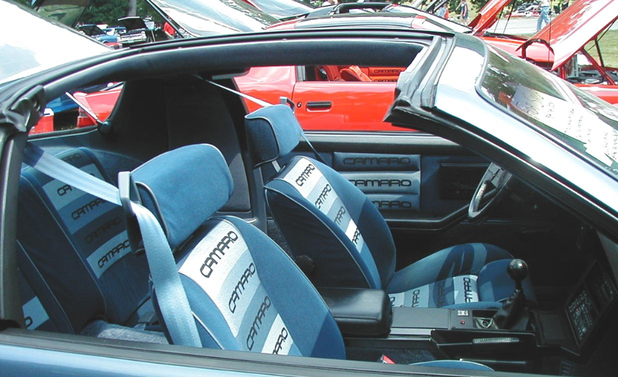 Key Features Of The Camaro Contour Interior